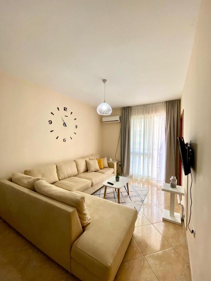Chlo Apartment 2 Tirana Exterior foto